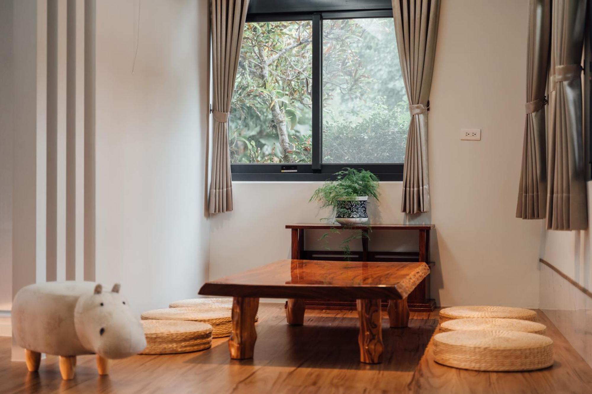 藴慢築 茶花藝主題民宿 Yun Man Zhu Homestay Gongguan Ngoại thất bức ảnh